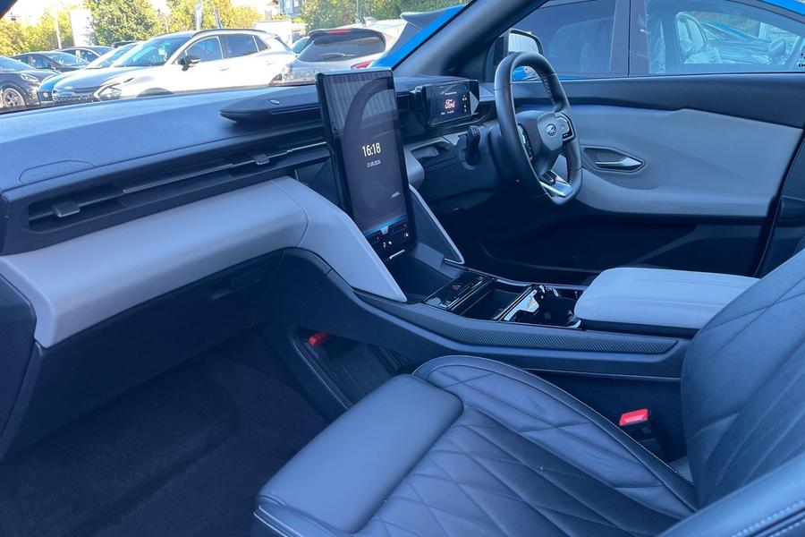 Ford Explorer Photo autoimg-d490d96e04dfbe2d745874aa7e621f15535db006.jpg