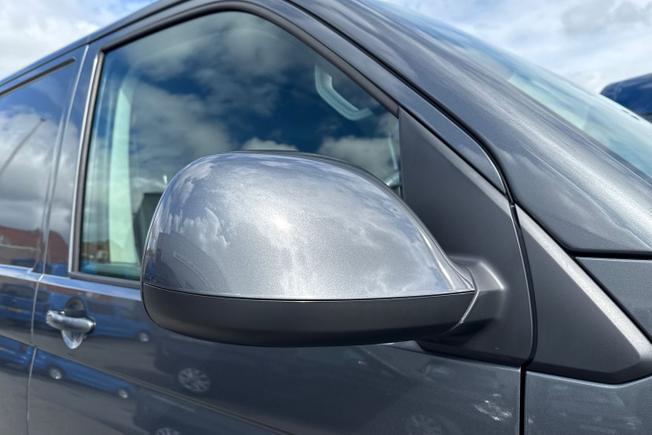 VOLKSWAGEN Transporter Photo 20