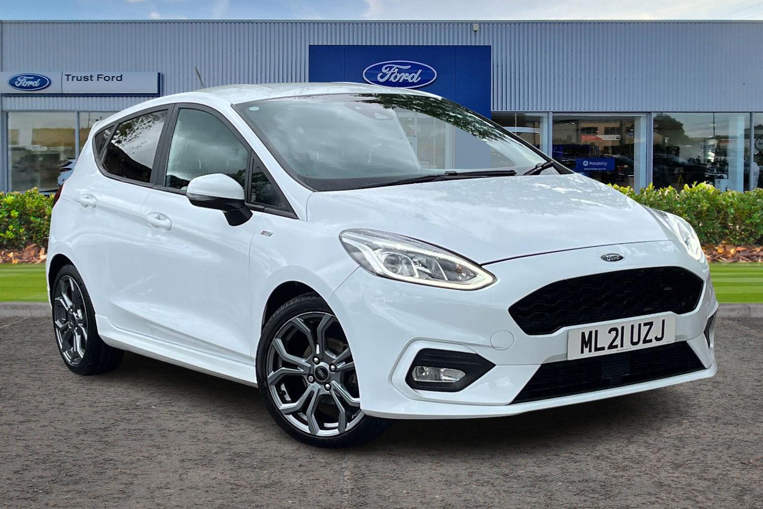 Ford Fiesta Photo 0