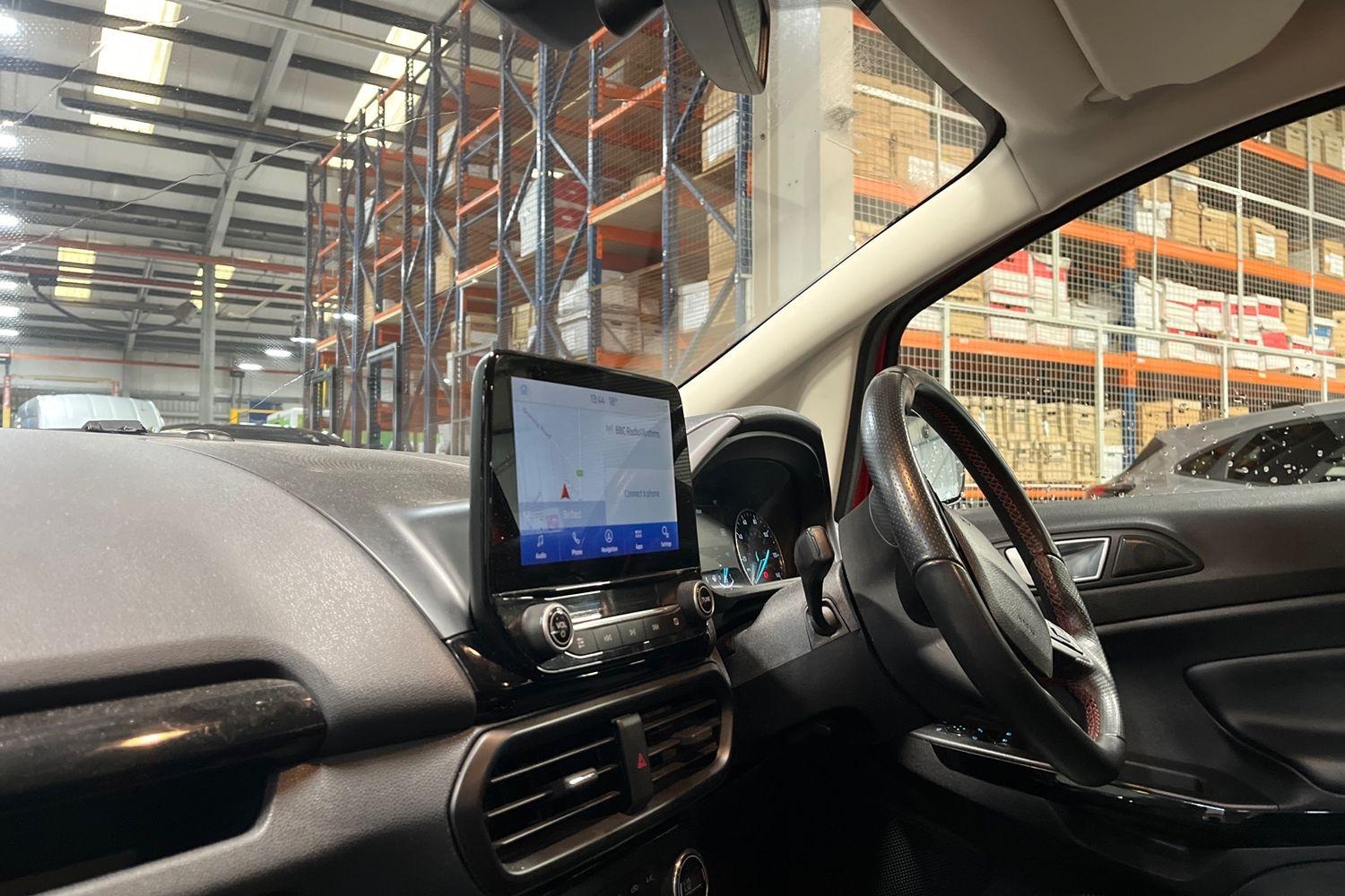 Ford ECOSPORT Photo 17