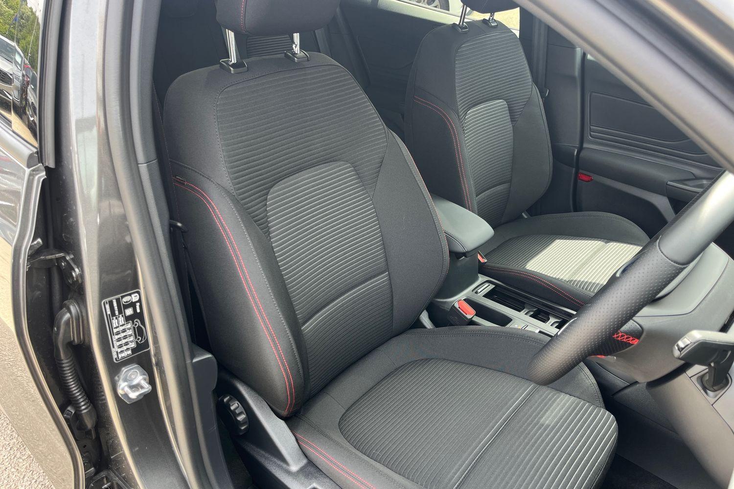 Ford FOCUS Photo 16