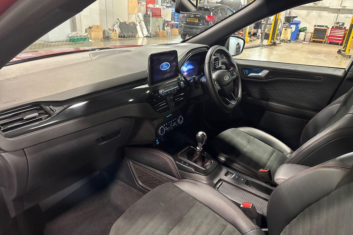 Ford KUGA Photo 17