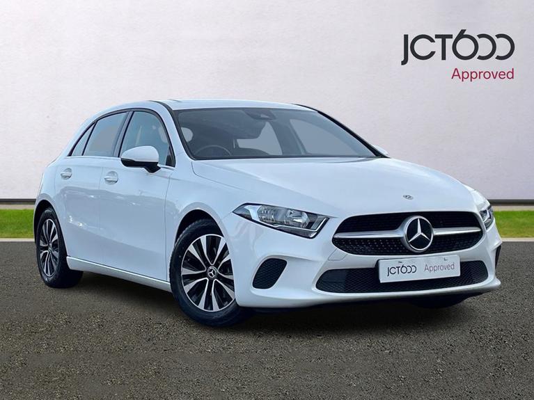 Used 2020 MERCEDES-BENZ A Class 1.3 A180 SE Hatchback 5dr Petrol 7G-DCT Euro 6 (s/s) (136 ps) White at JCT600