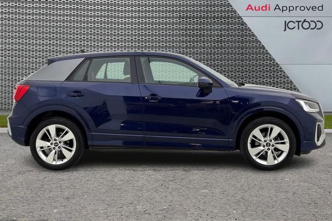 Audi Q2 Photo 4