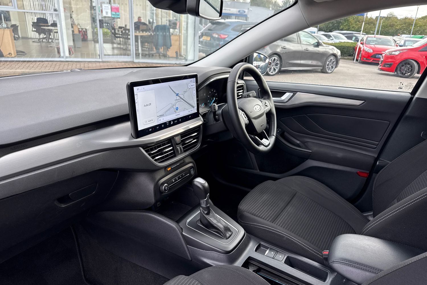 Ford FOCUS Photo 17