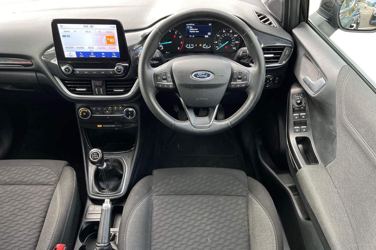 Ford PUMA Photo 10