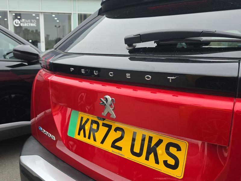 Used Peugeot E-2008 KR72UKS 27