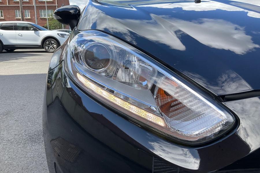 Ford FIESTA Photo autoimg-d4a47ccb3679ea508b7568f7716489c74ac2dd33.jpg