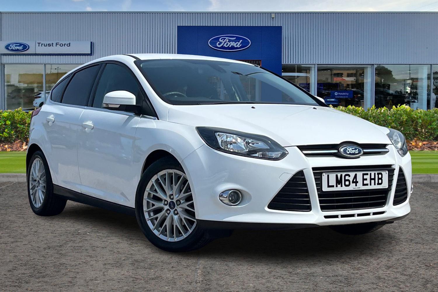 Ford Focus Photo 0