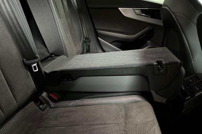 Audi A4 Avant Photo 30