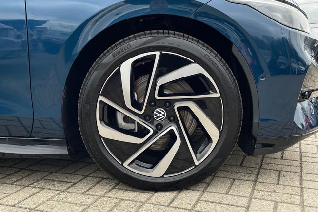 VOLKSWAGEN Id.7 Photo 5