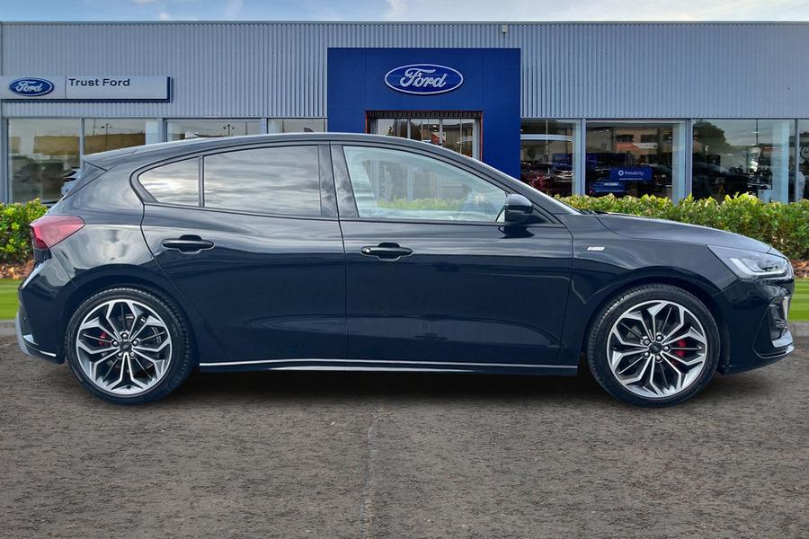 Ford FOCUS Photo autoimg-d4a6d9b51d7c5bba67d9033ec2924ceb2ea5dd07.jpg