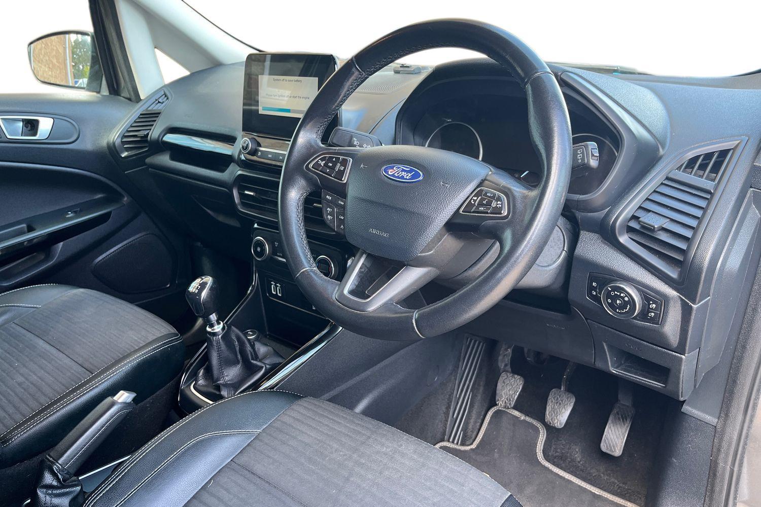 Ford EcoSport Photo 8