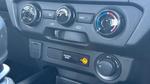 Isuzu D-MAX Photo 11