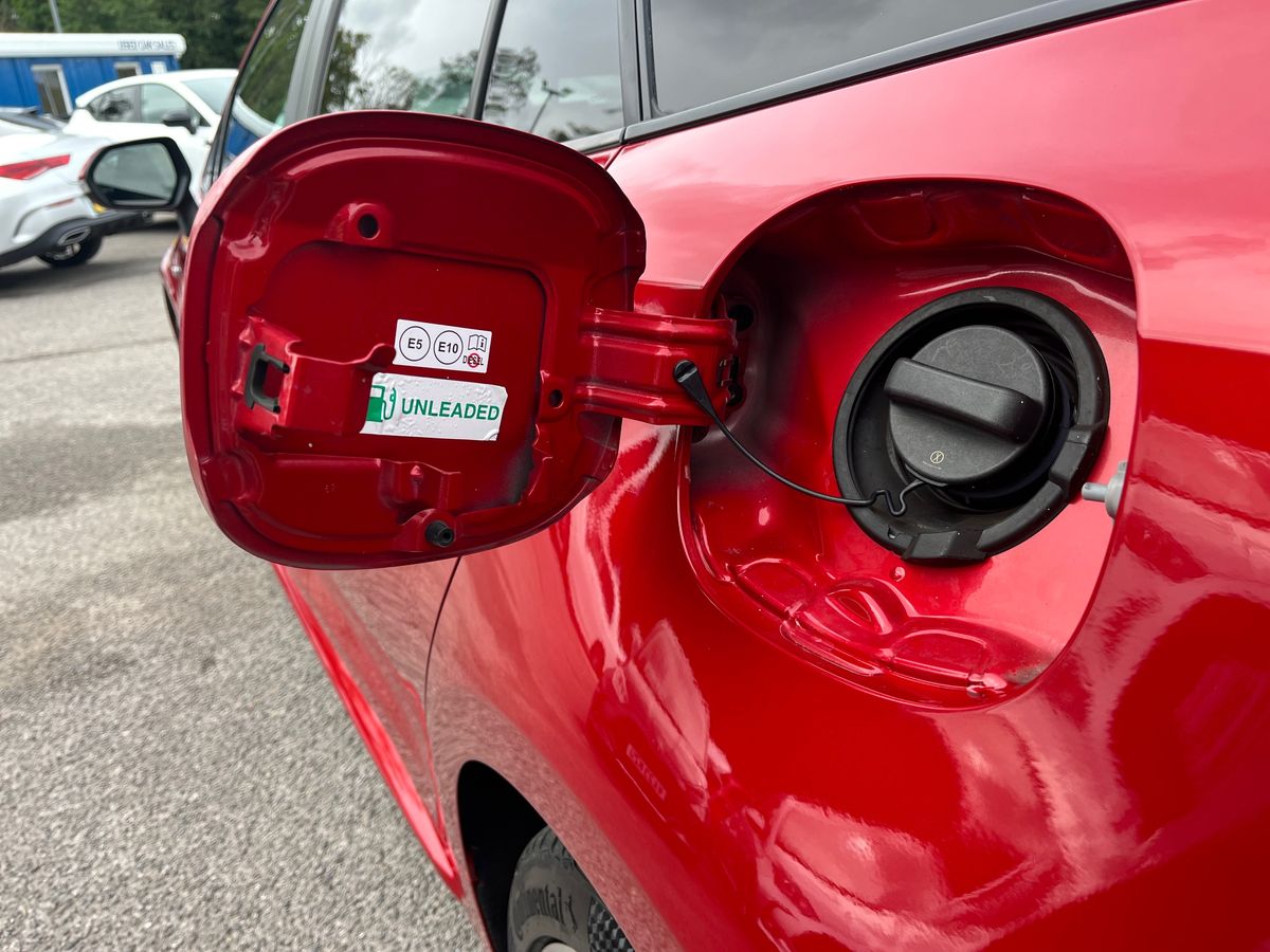 Toyota Corolla Photo 29
