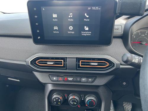Dacia SANDERO STEPWAY Photo autoimg-d4ad653f093482c9c0e70f70d90b7e1e3c734fef.jpg