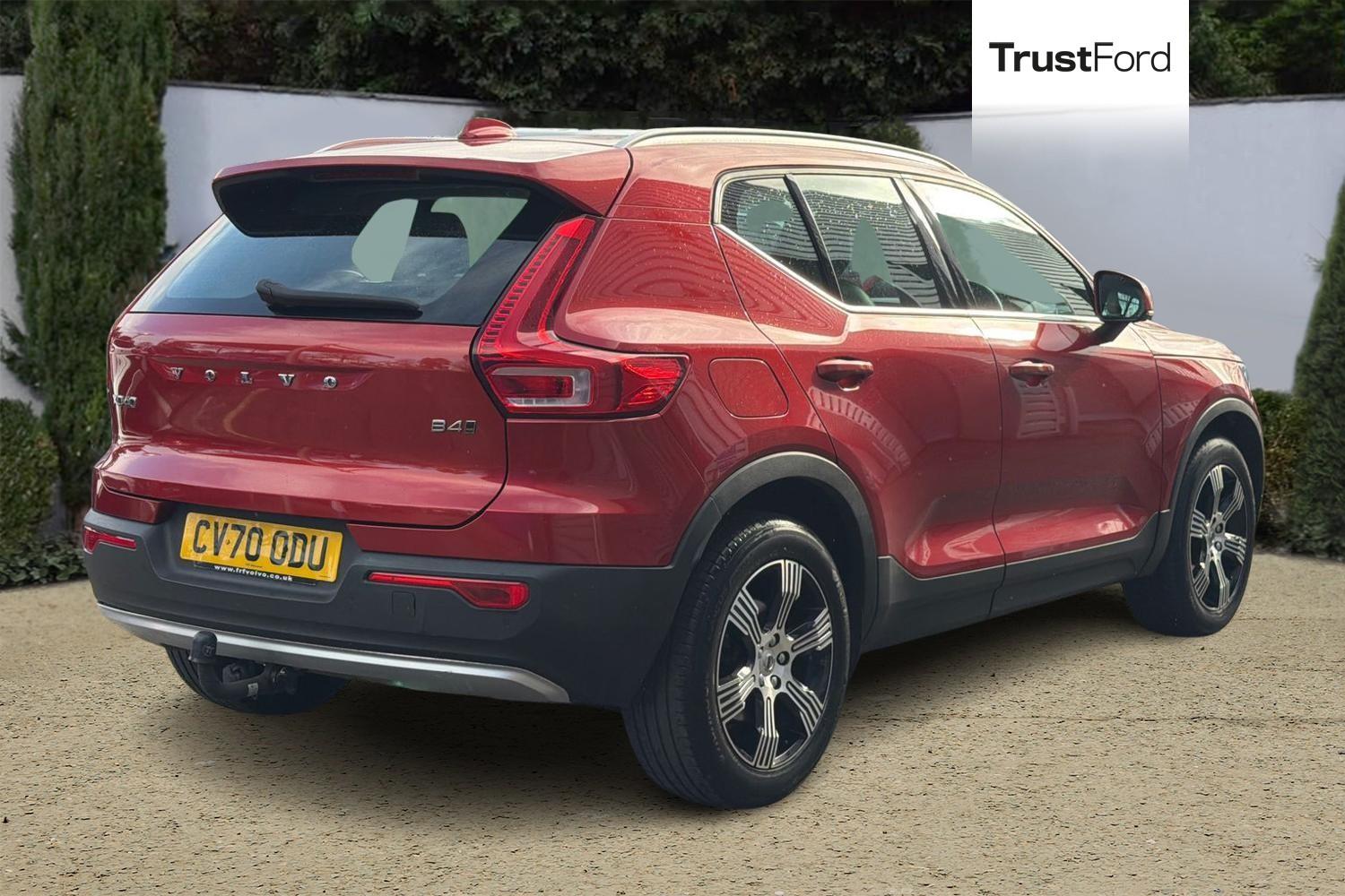 Volvo XC40 Photo 3
