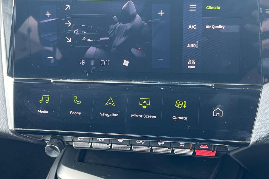 Peugeot 308 Photo autoimg-d4adaeb08d9244bd9ed519ce2ba86ddda2eea1fa.jpg