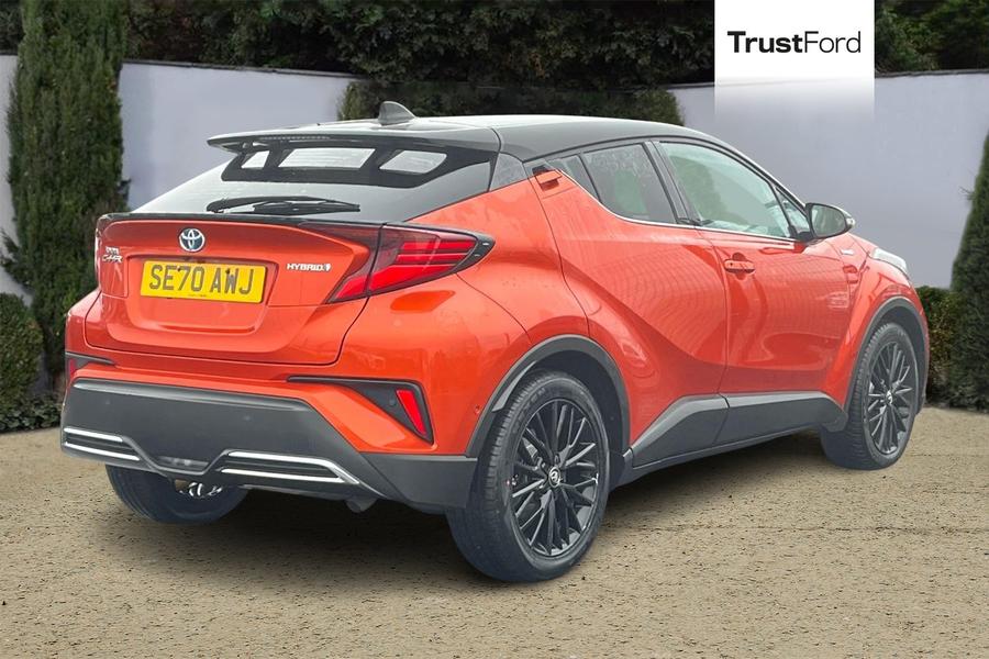 Toyota C-HR Photo autoimg-d4af47e94bd9682428f8b30b57b284983b1c0e50.jpg