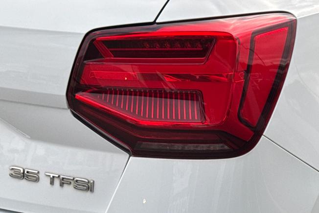 AUDI Q2 Photo 18