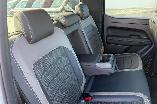 VOLKSWAGEN Amarok Photo 34