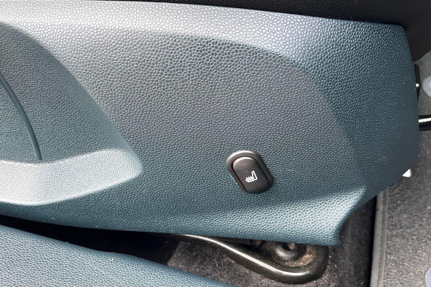 FORD FIESTA Photo 23