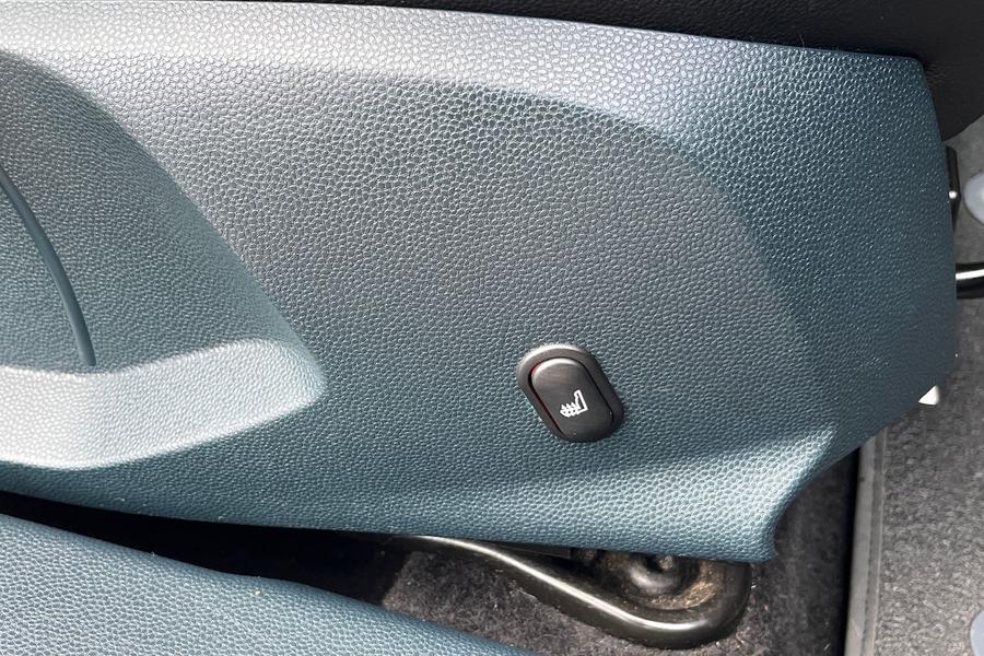 FORD FIESTA Photo autoimg-d4b5471882567e1e8664d018291c05041f79384f.jpg