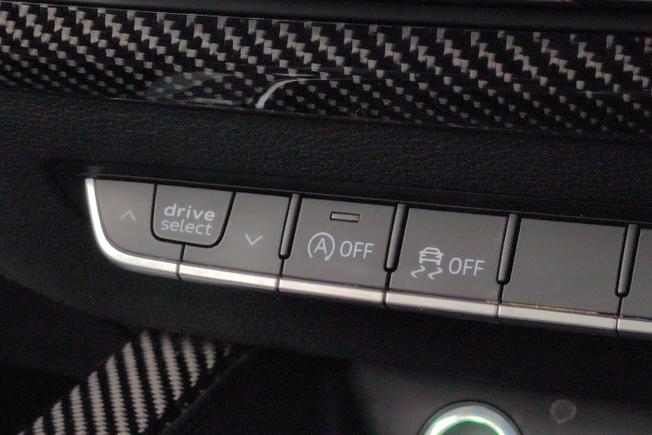 Audi Rs4 Avant Photo 27