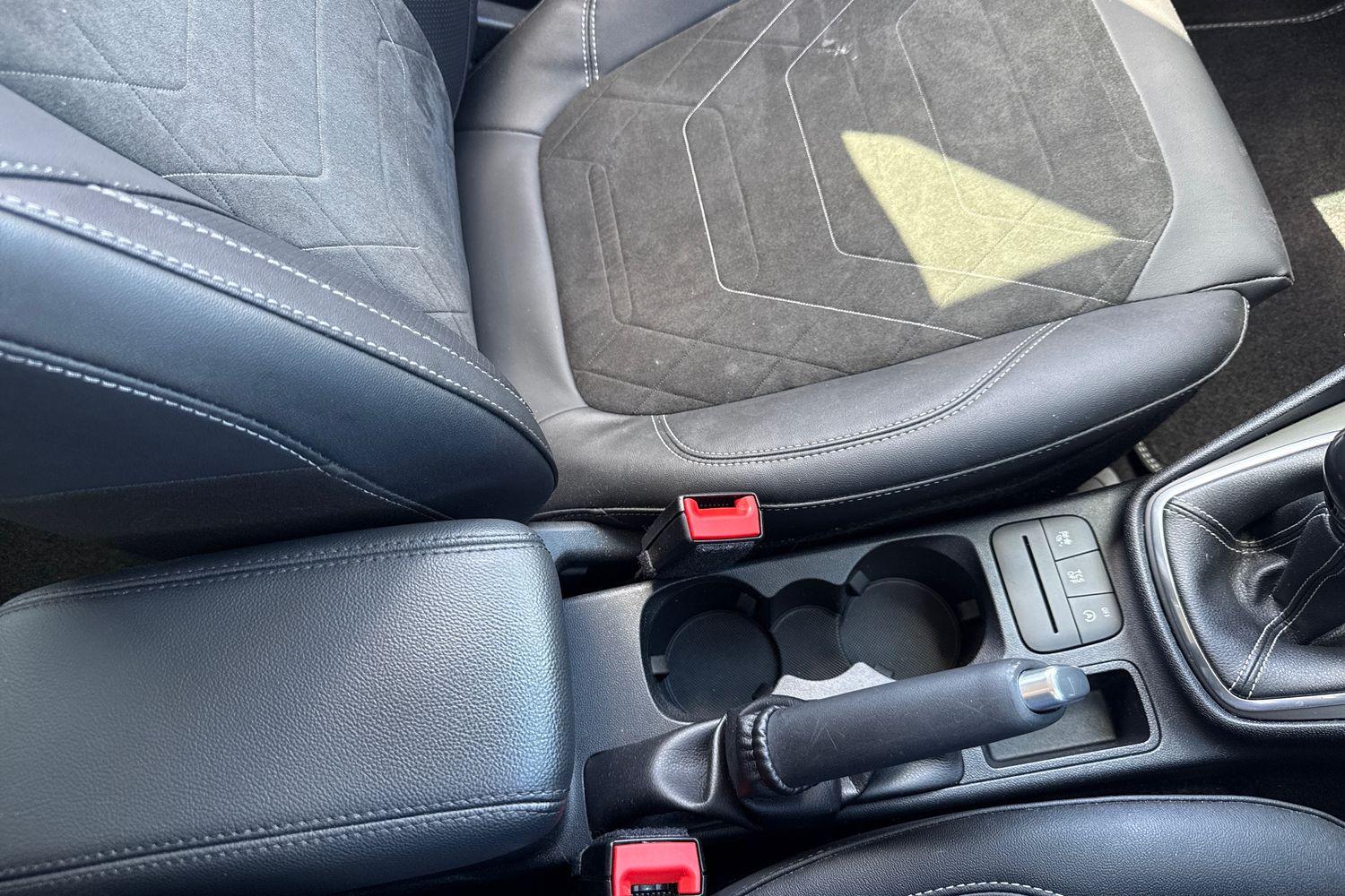 Ford Fiesta Photo 31