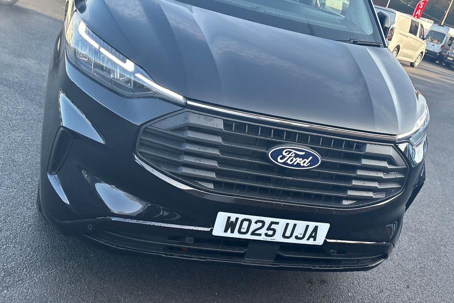 Used Ford TRANSIT CUSTOM WO25UJA 40