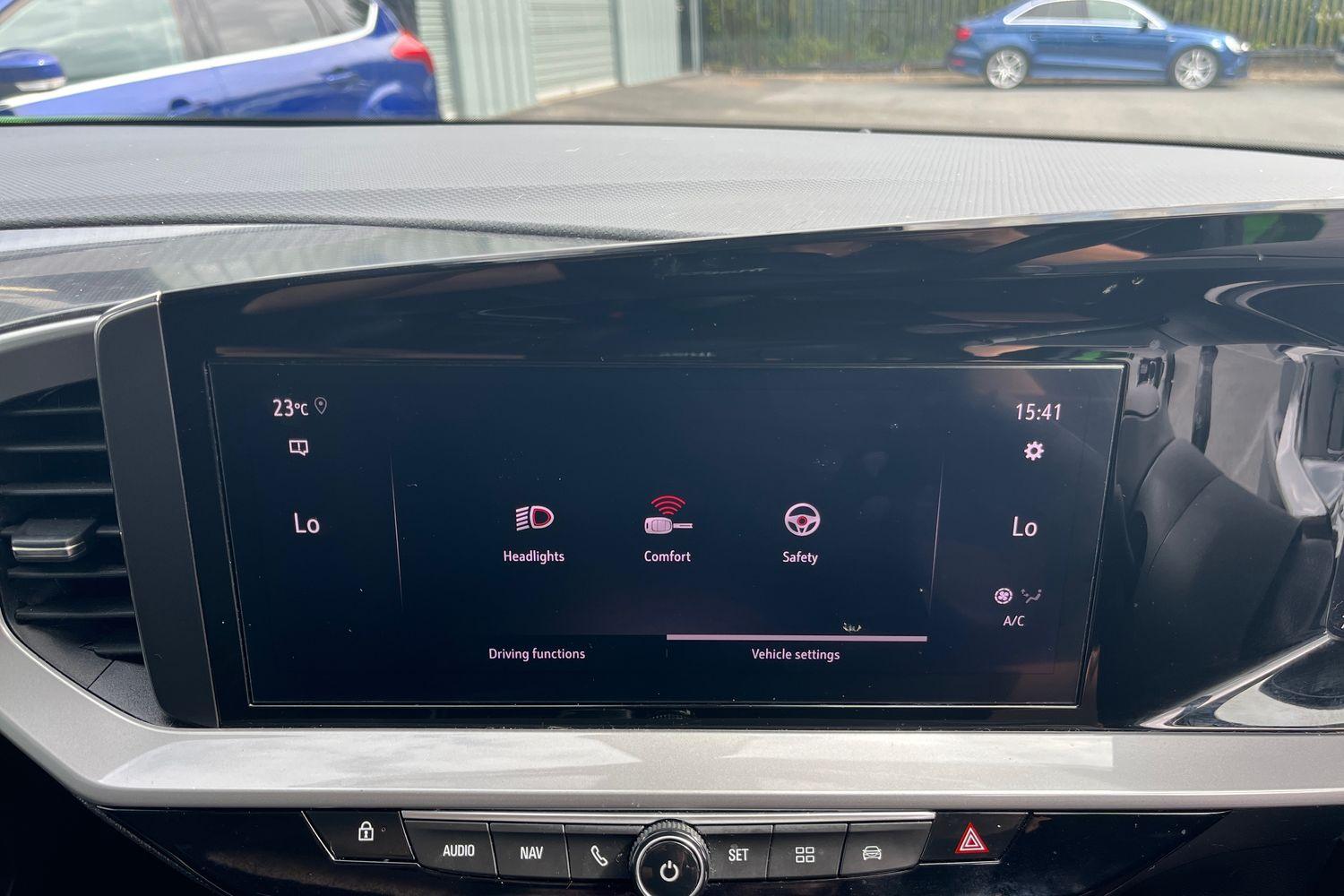 Vauxhall MOKKA Photo 33