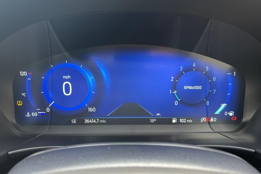 Ford KUGA Photo autoimg-d4c5baf272fe7935c03070527d8dd59b5afa3935.jpg