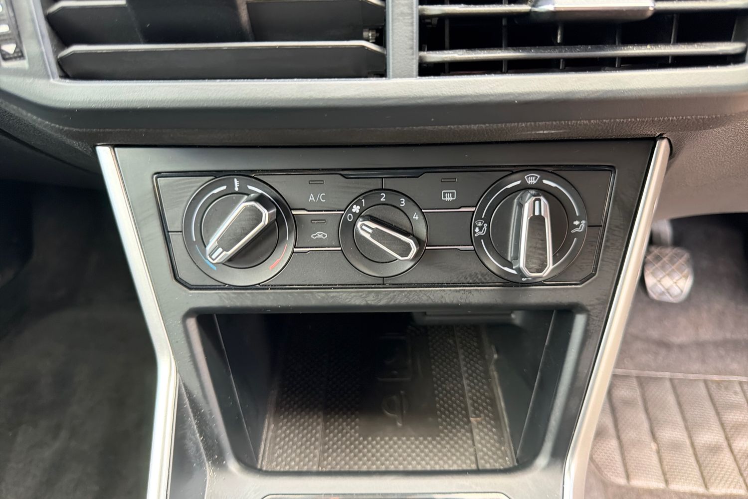Volkswagen POLO Photo 30