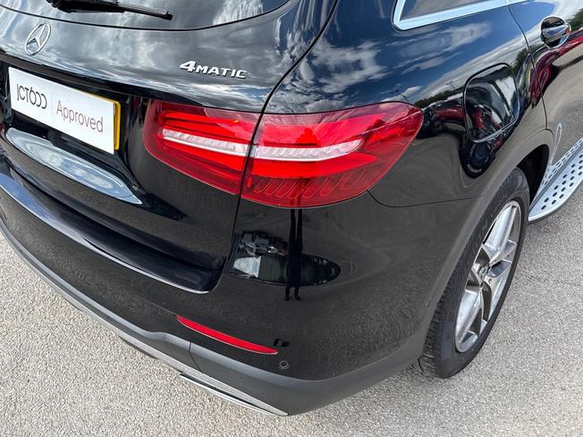 MERCEDES-BENZ Glc Photo 18