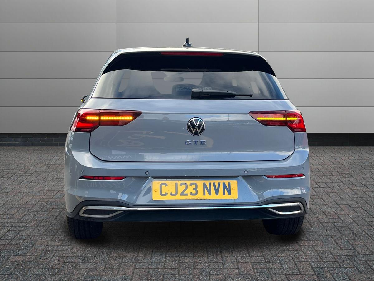 Volkswagen Golf Photo 6