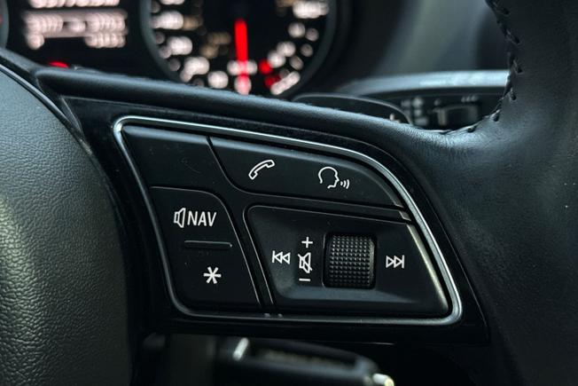 AUDI Q2 Photo 17