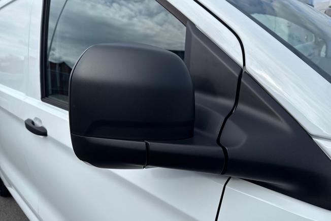VOLKSWAGEN E-Transporter Photo 20