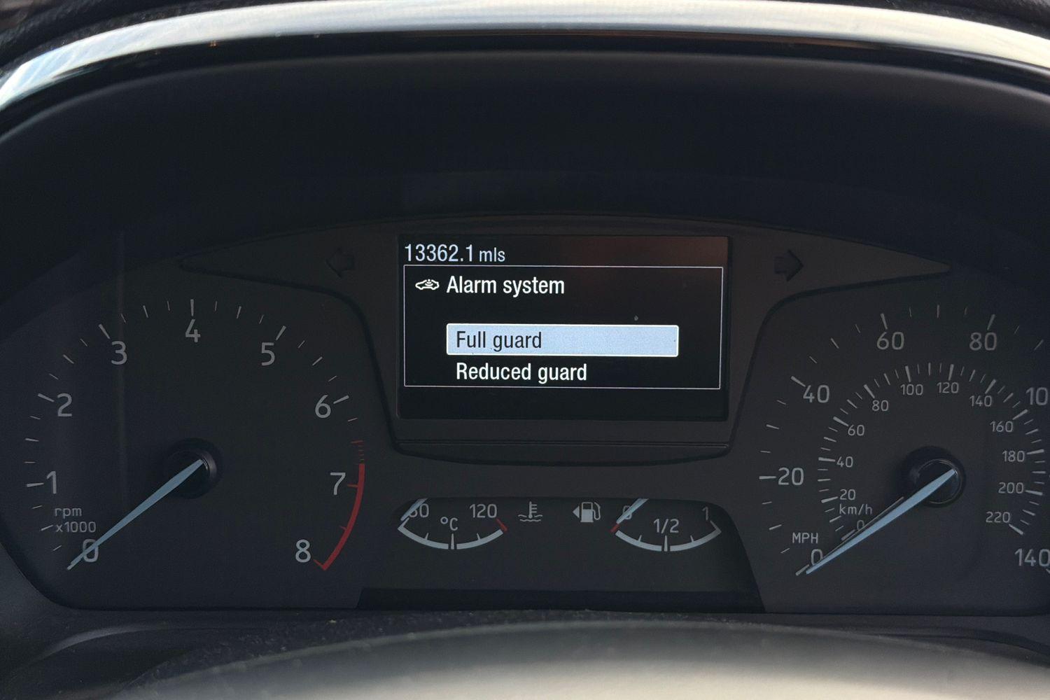 Ford FIESTA Photo 12