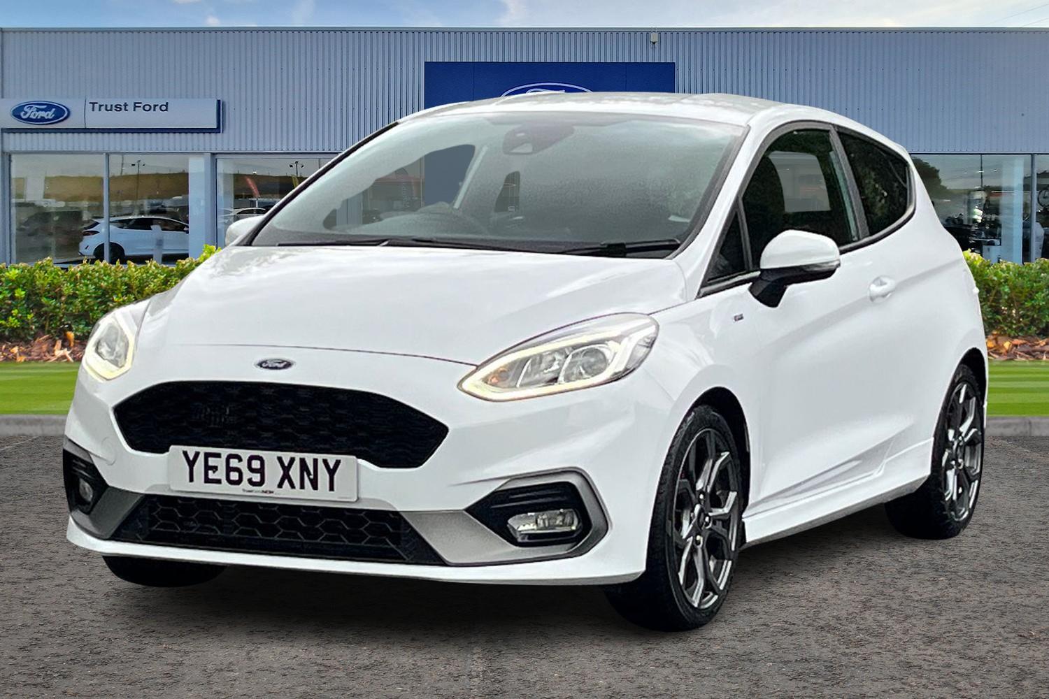 Ford Fiesta Photo 4