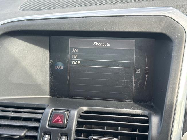 Volvo XC60 Photo 31