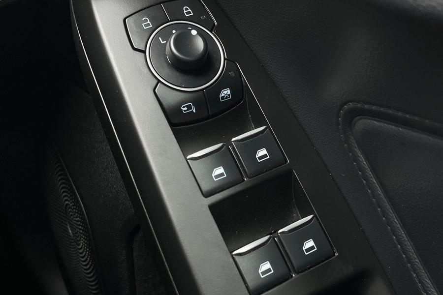 Ford FOCUS Photo autoimg-d4dd5bcf9abca523272e45705f147a7fe33001e7.jpg