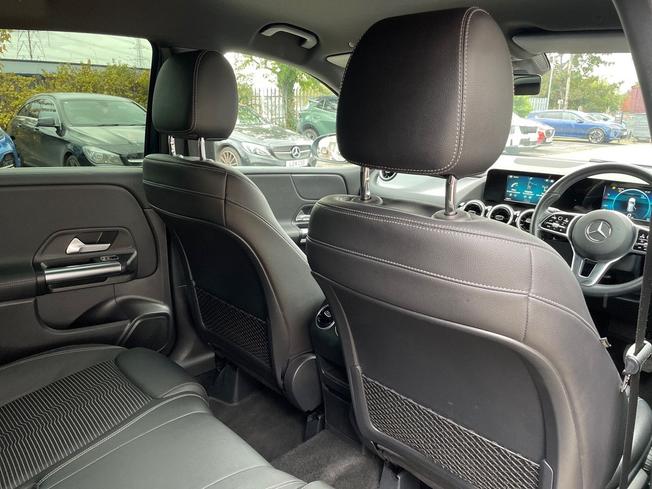 MERCEDES-BENZ B Class Photo 31