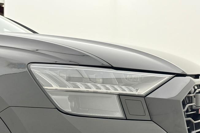 Audi Rsq8 Photo 19