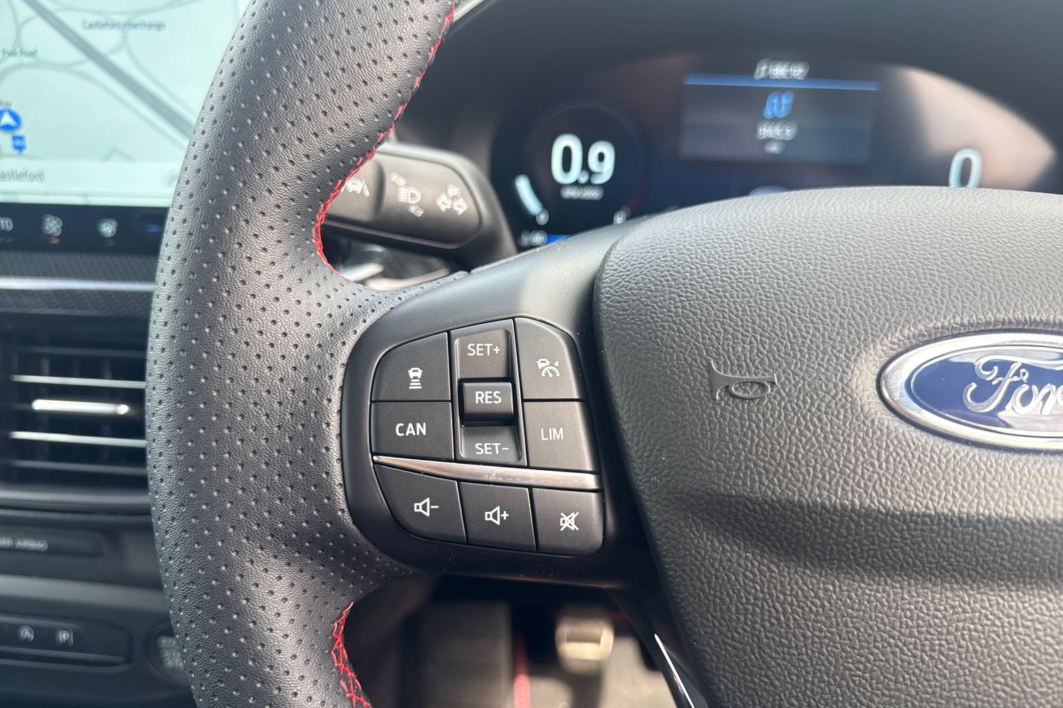 Ford FOCUS Photo 31
