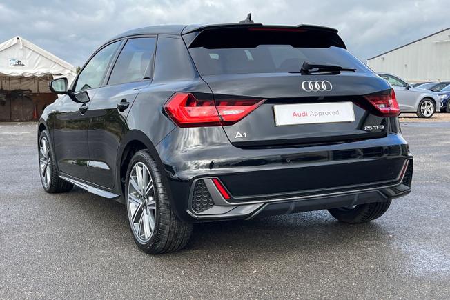 AUDI A1 Photo 38