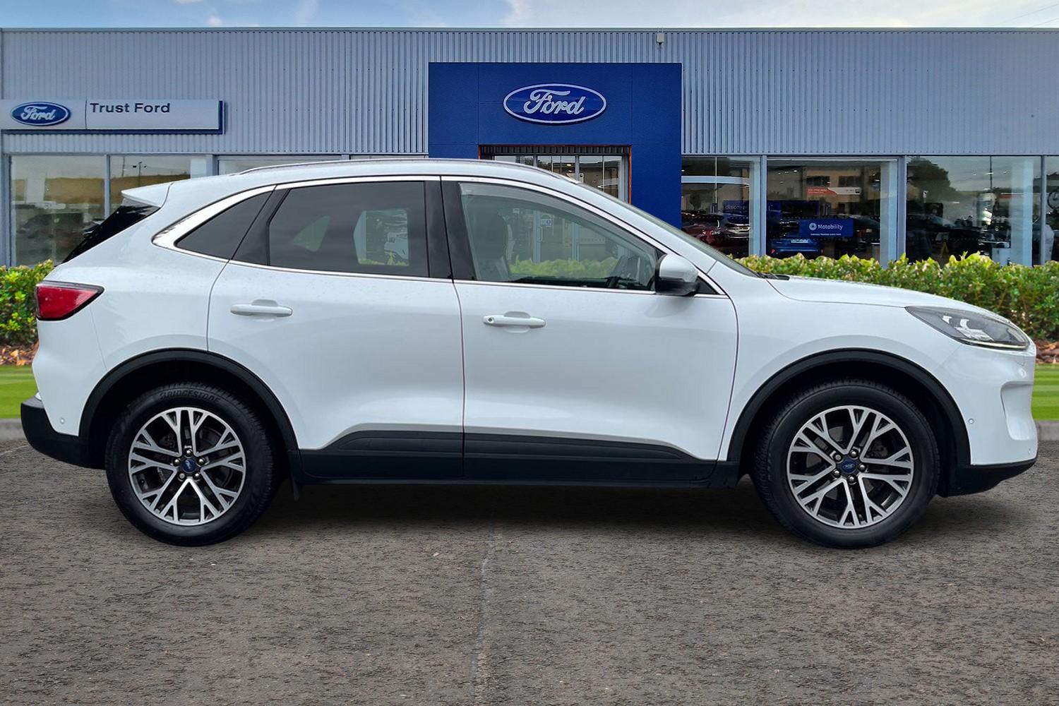 Ford KUGA Photo 2