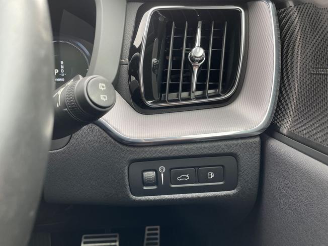 Volvo XC60 Photo 37