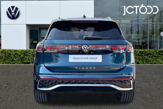 VOLKSWAGEN Tiguan Photo 7