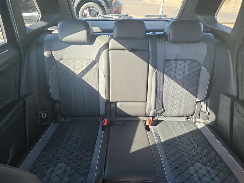 Used Volkswagen Tiguan WU73RUW 29
