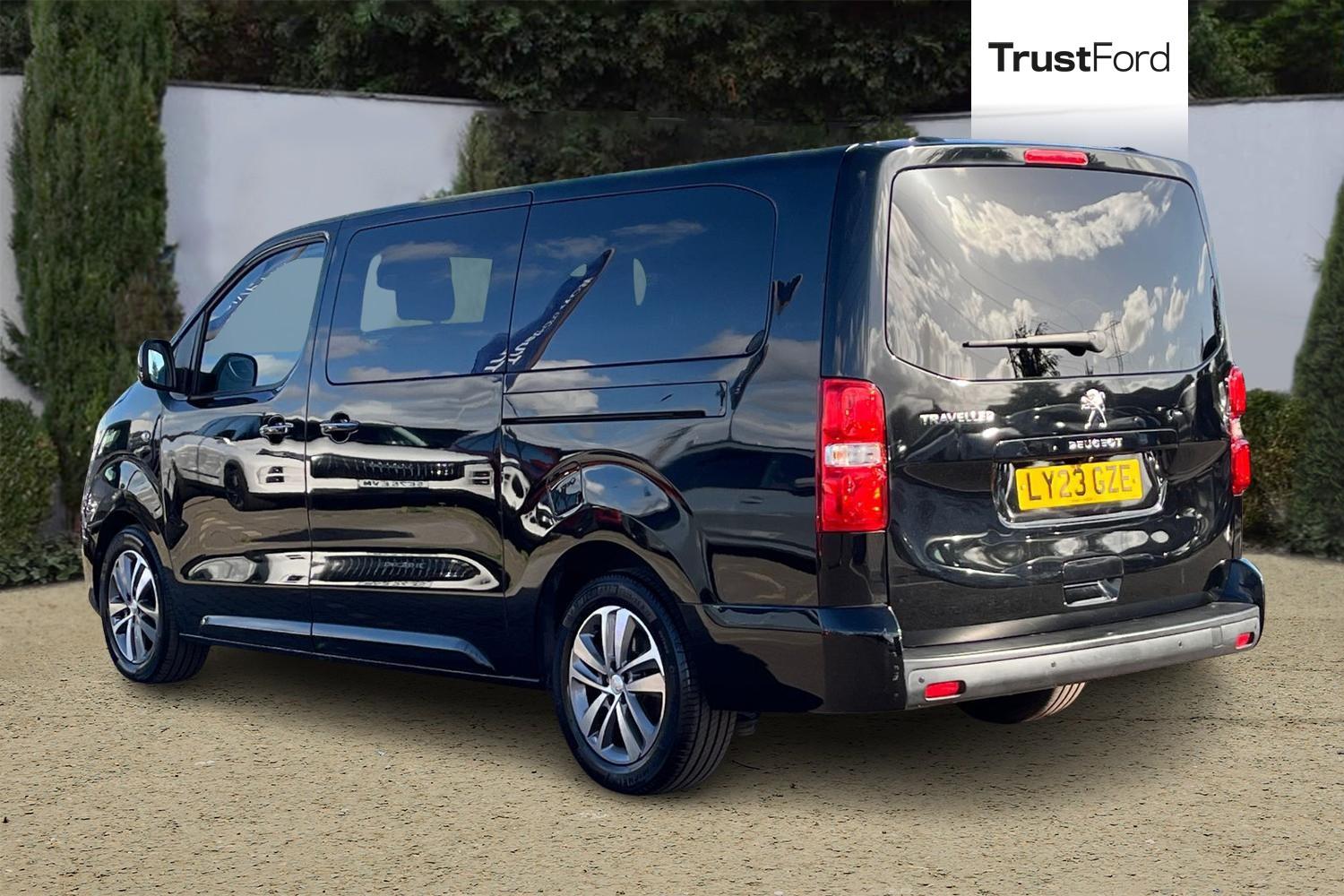 Peugeot TRAVELLER Photo 1